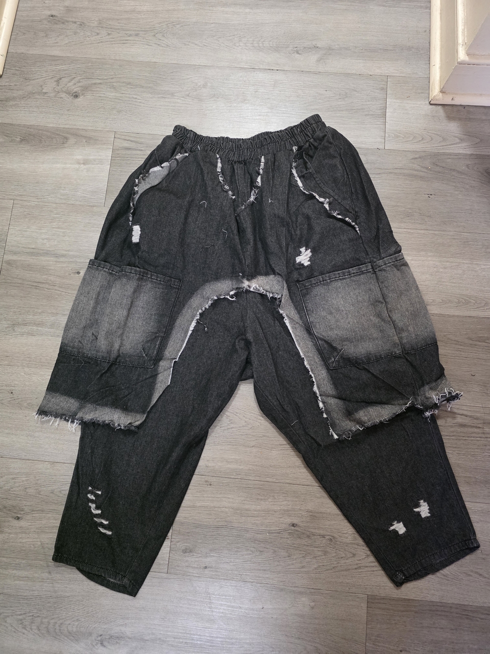 Men's Distressed Black Patchwork Jeans